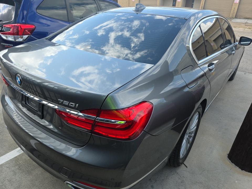 2016 BMW 7 Series 750i xDrive AWD