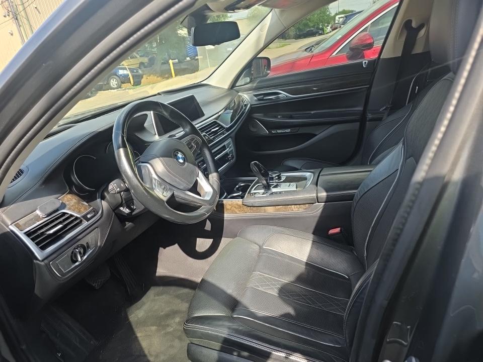 2016 BMW 7 Series 750i xDrive AWD