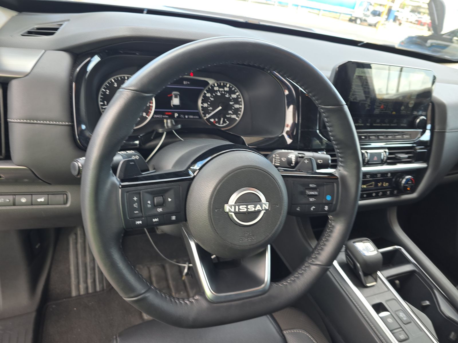 2025 Nissan Pathfinder SL AWD