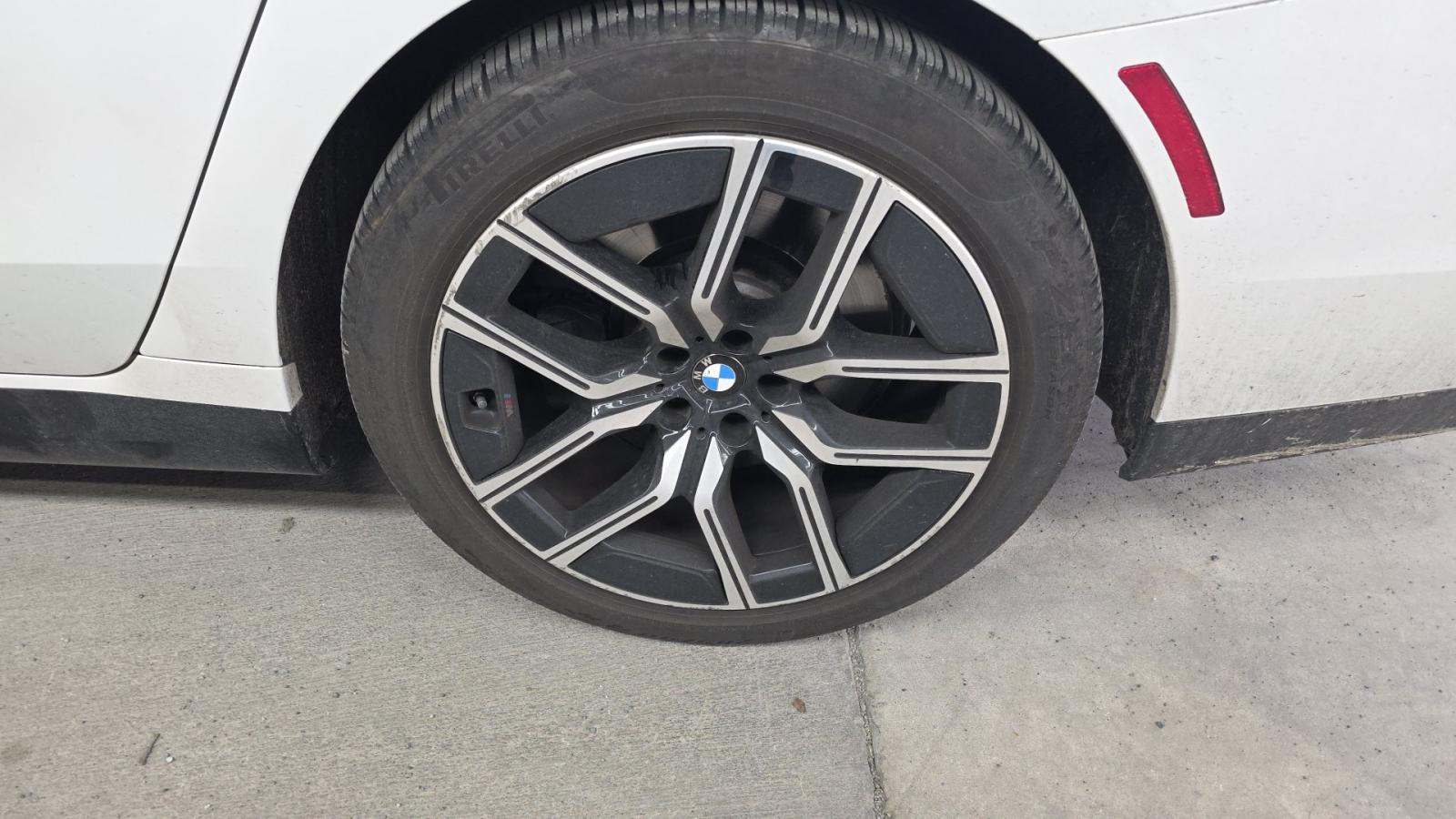 2025 BMW 7 Series 740i xDrive AWD