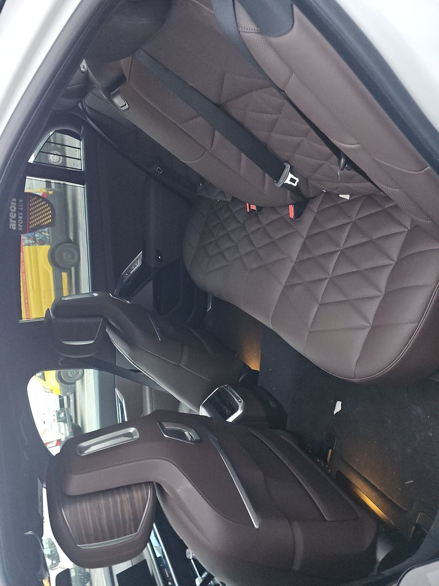 2025 BMW 7 Series 740i xDrive AWD