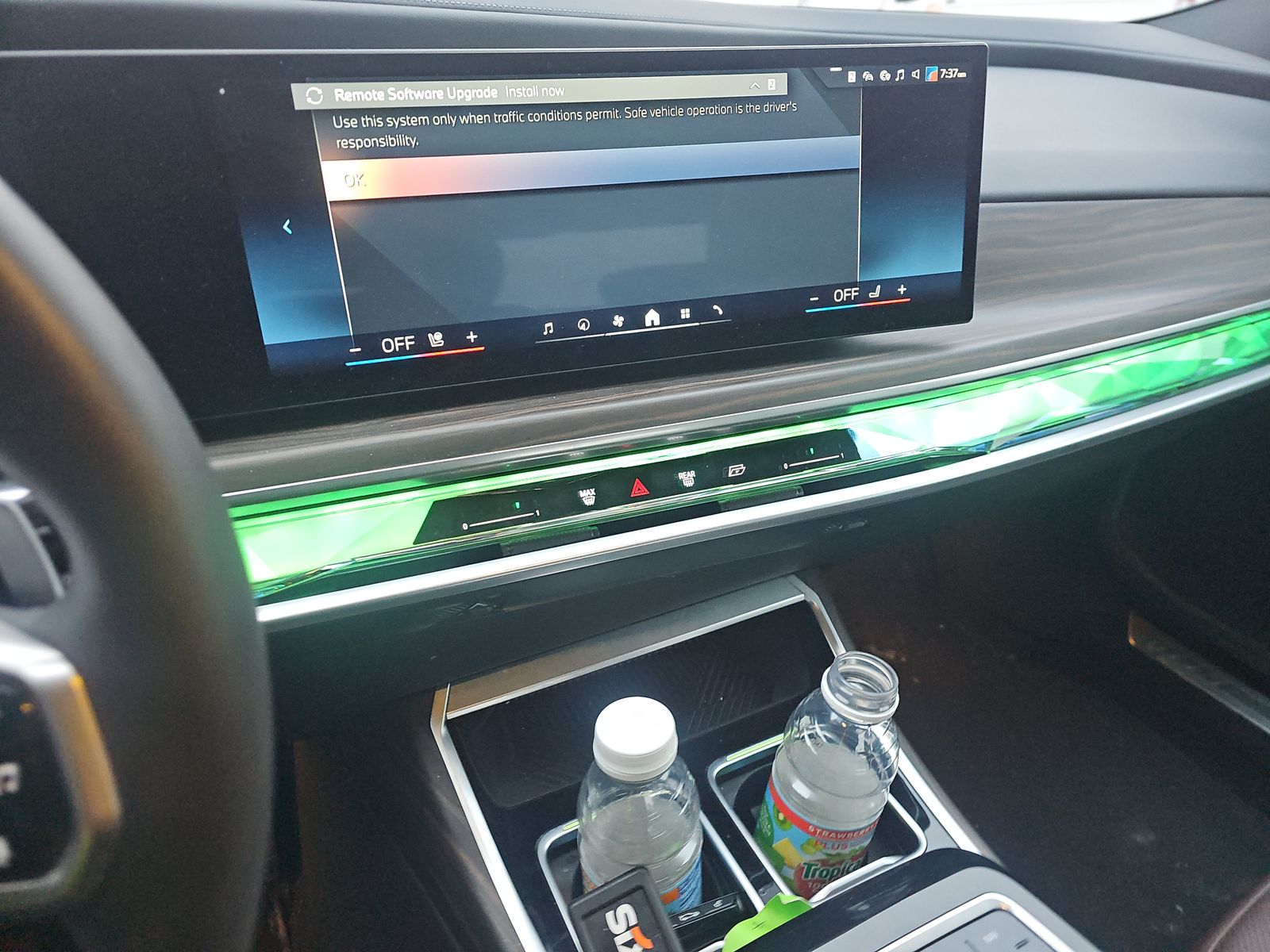 2025 BMW 7 Series 740i xDrive AWD