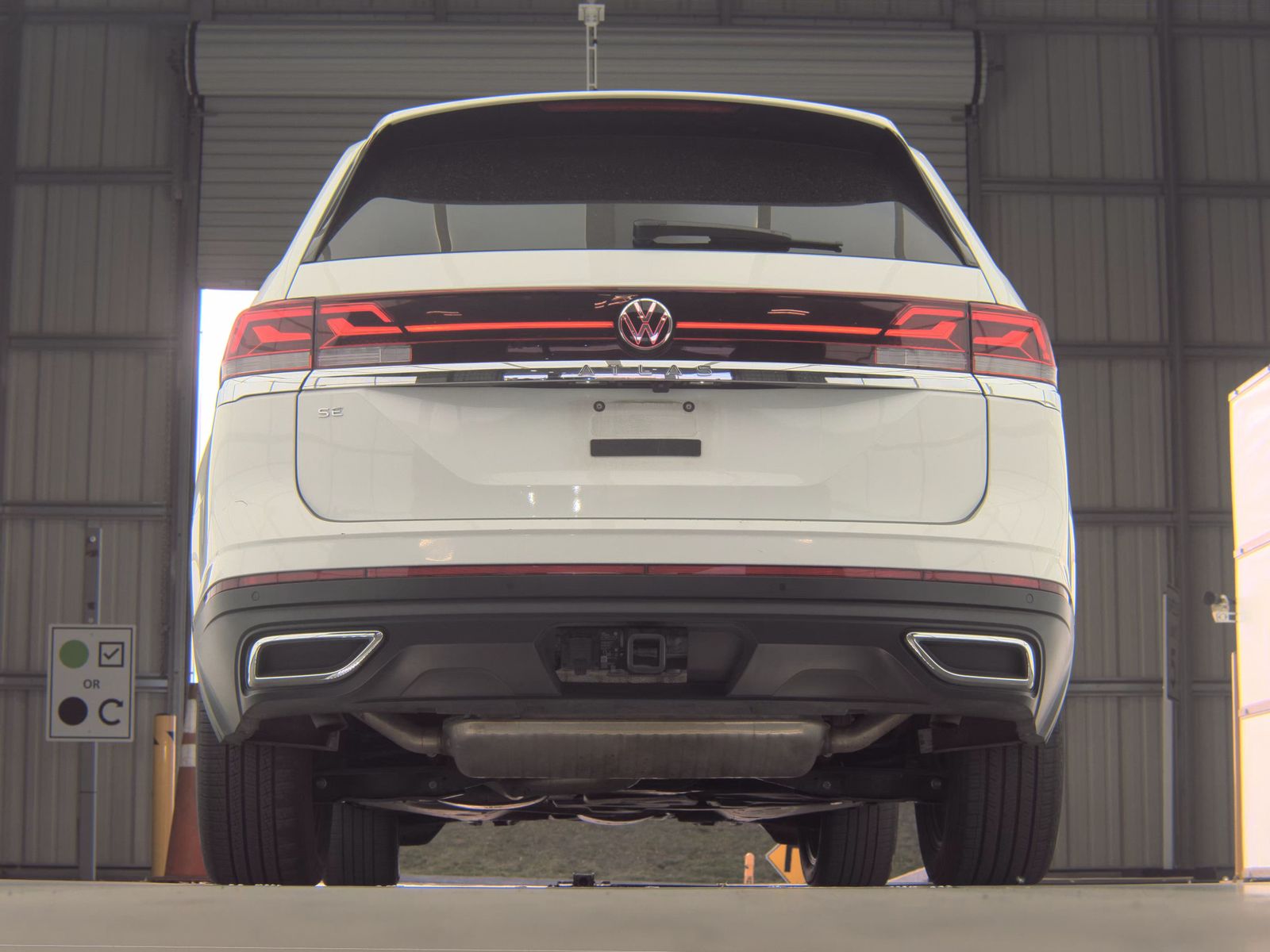 2025 Volkswagen Atlas 2.0T SE FWD