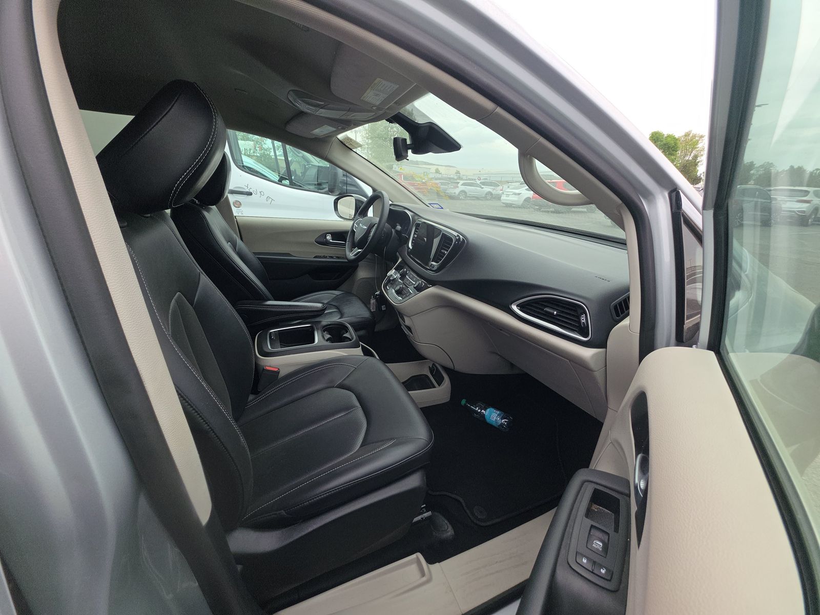 2024 Chrysler Pacifica Touring L FWD