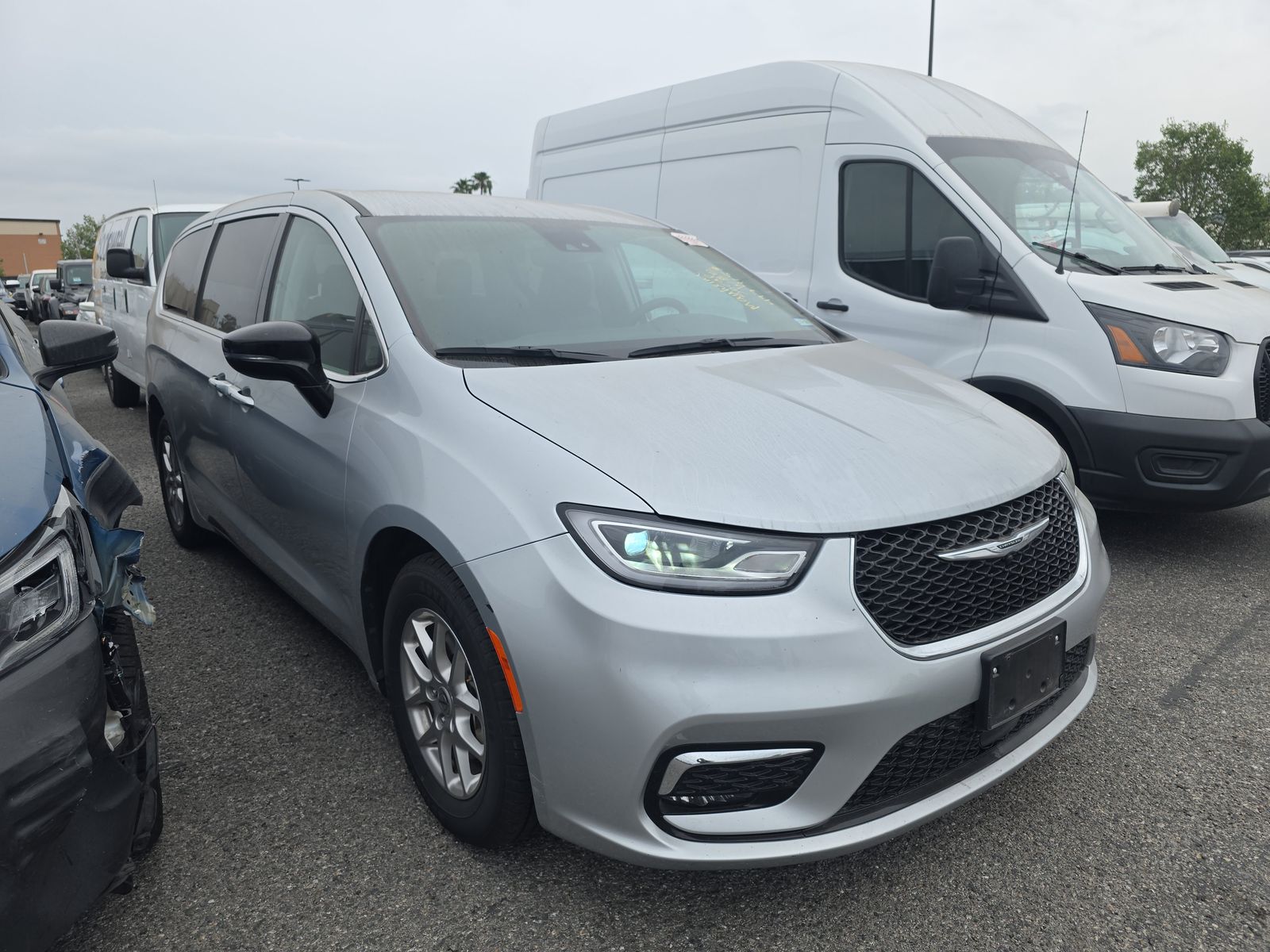 2024 Chrysler Pacifica Touring L FWD