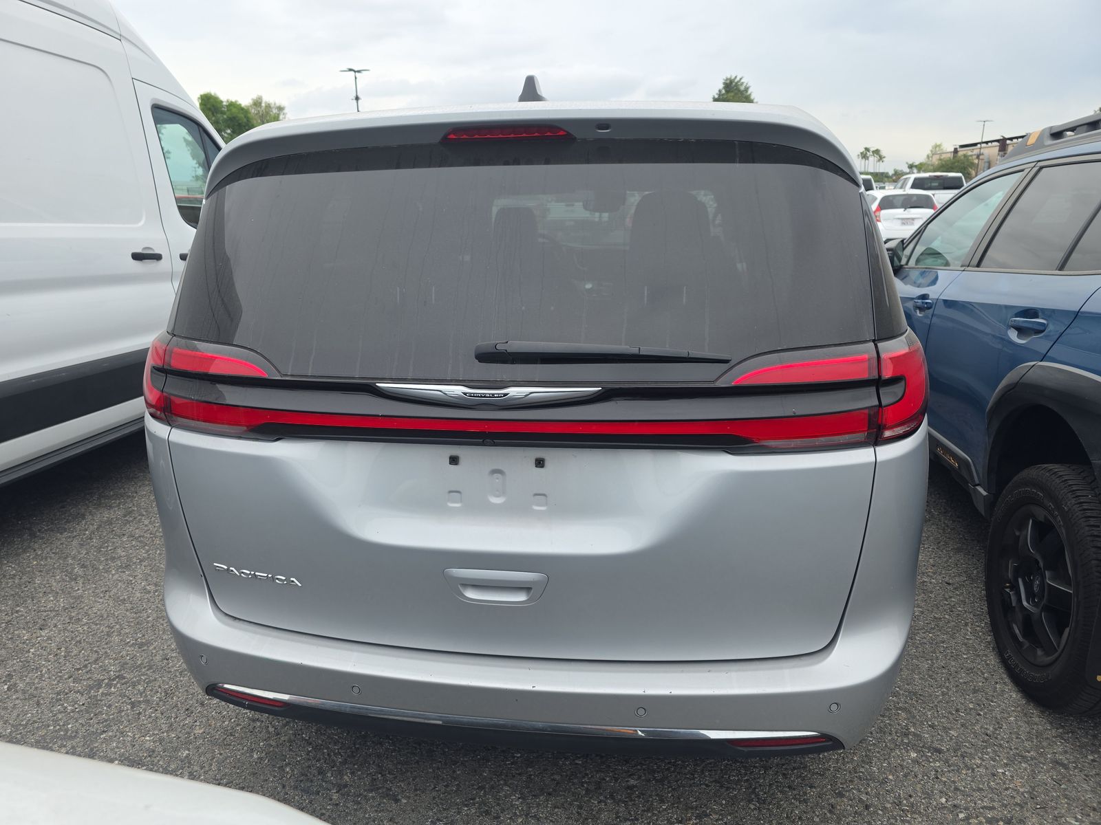 2024 Chrysler Pacifica Touring L FWD