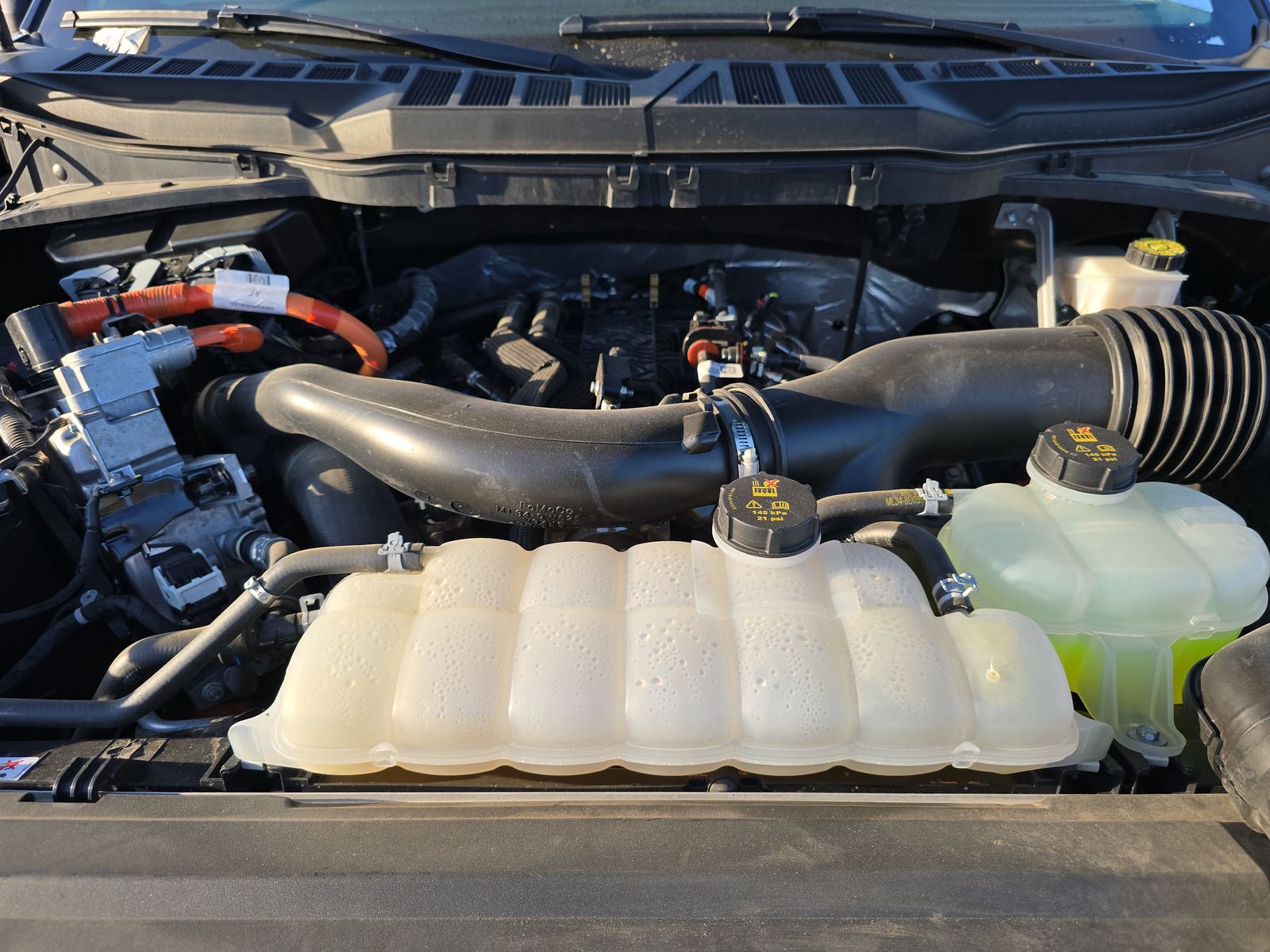 2024 Ford F-150 Hybrid XLT AWD