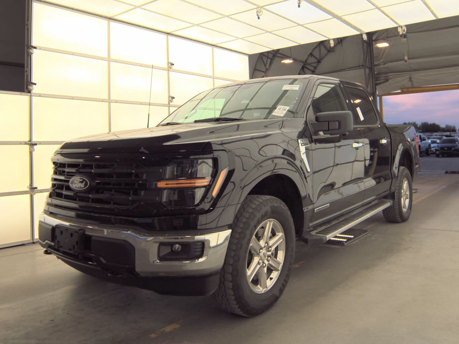2024 Ford F-150 Hybrid XLT AWD