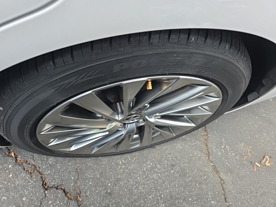 2019 Lexus ES ES 300h Luxury FWD