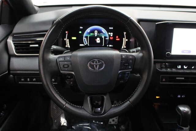 2025 Toyota Camry SE FWD