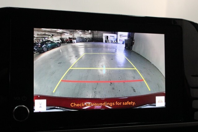 2025 Toyota Camry SE FWD