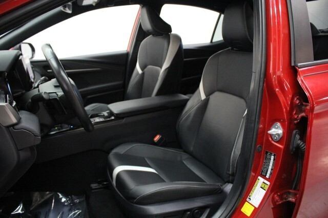 2025 Toyota Camry SE FWD