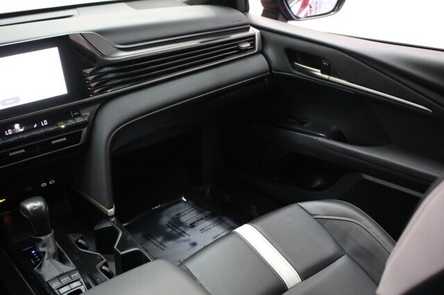 2025 Toyota Camry SE FWD