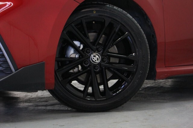 2025 Toyota Camry SE FWD