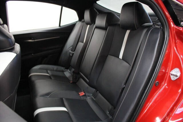 2025 Toyota Camry SE FWD