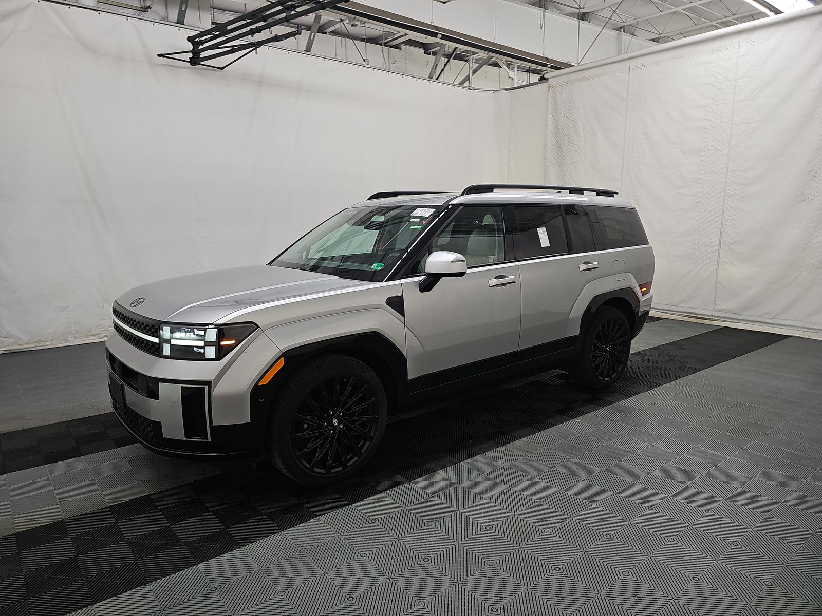 HYUNDAI CALLIGRAPH - 1