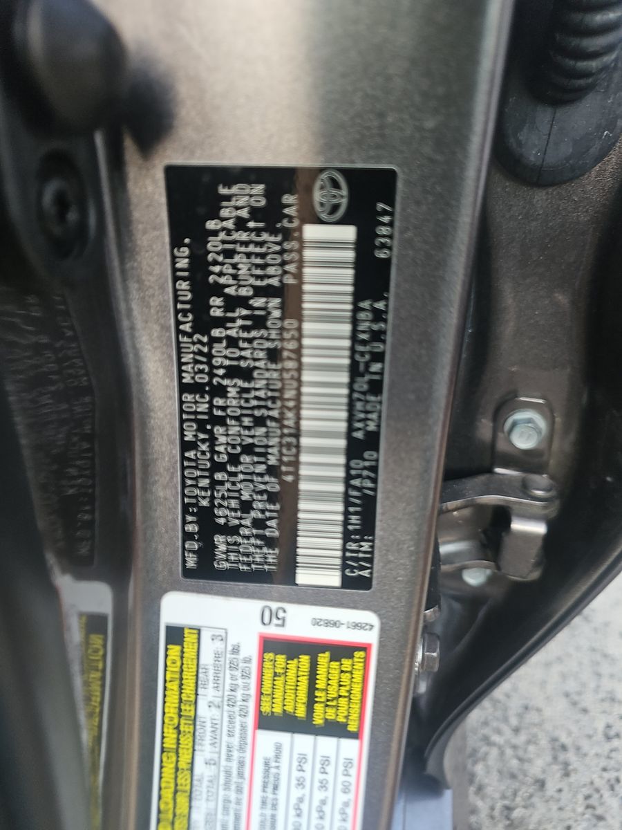 2022 Toyota Camry Hybrid LE FWD