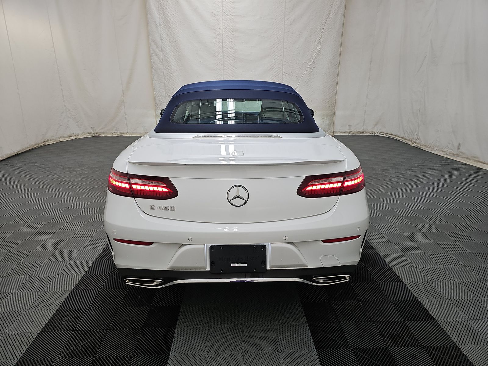 MERCEDES-BENZ E-CLASS - 6