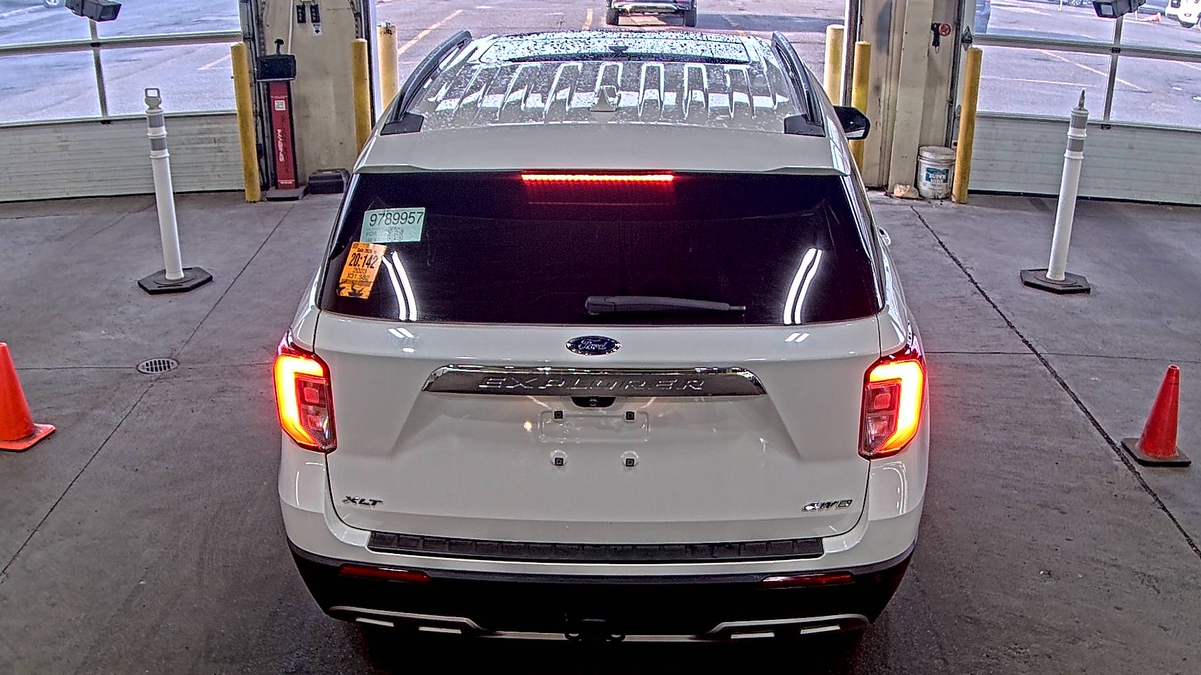 2023 Ford Explorer XLT AWD