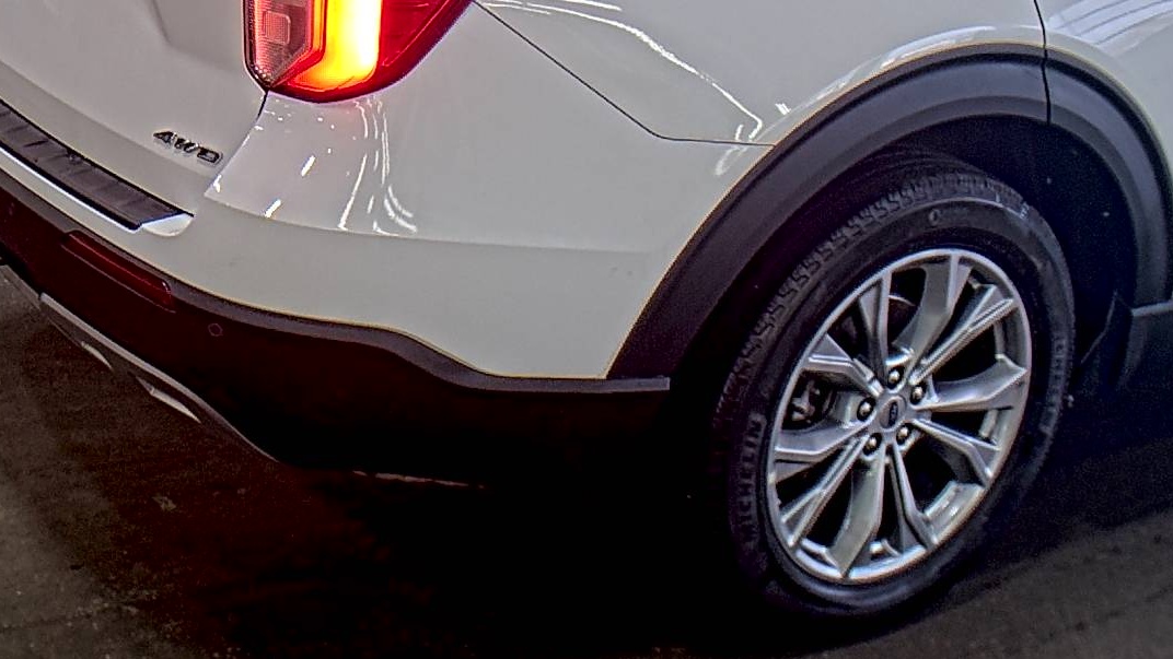 2023 Ford Explorer XLT AWD