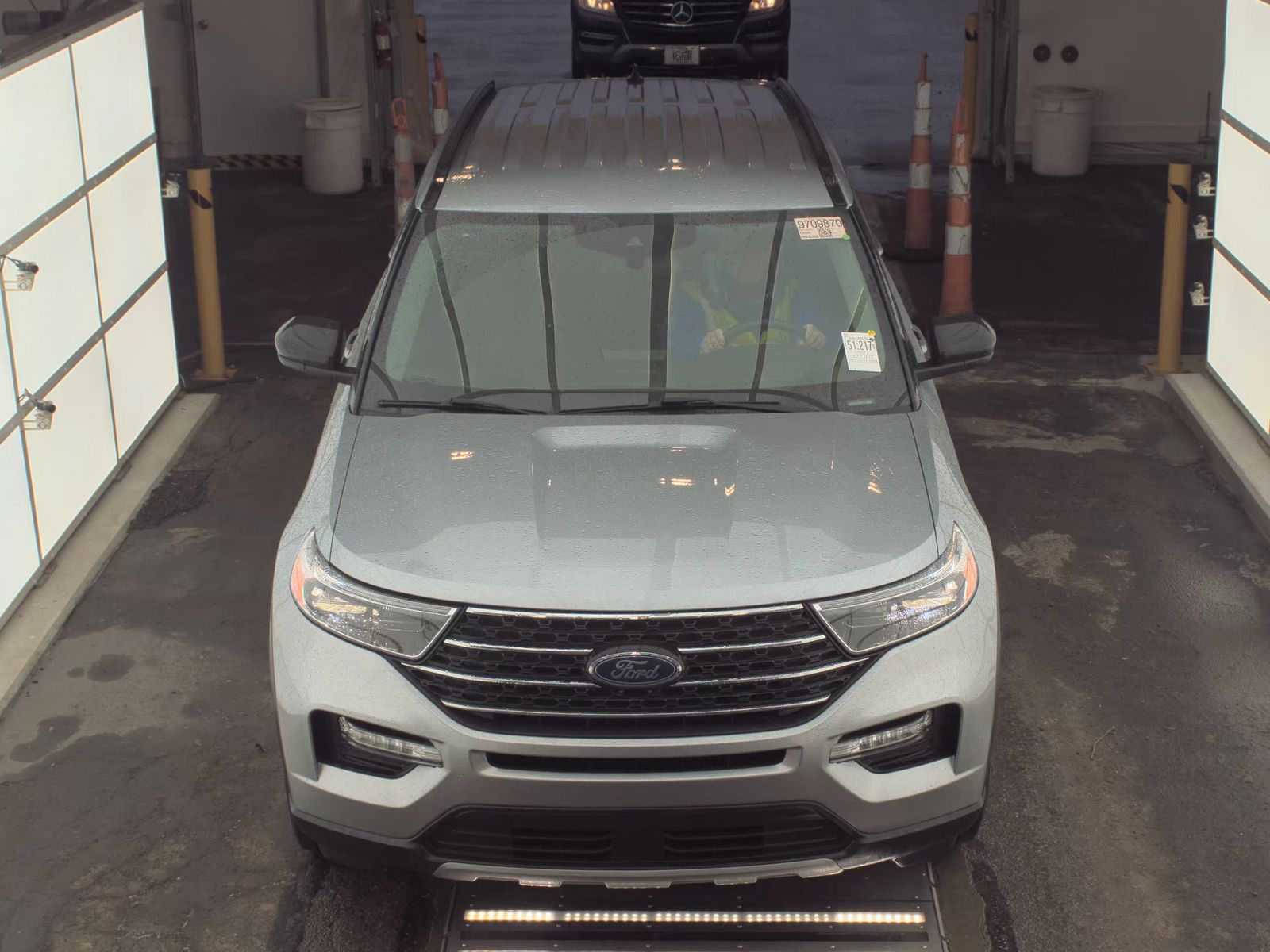 2023 Ford Explorer XLT AWD