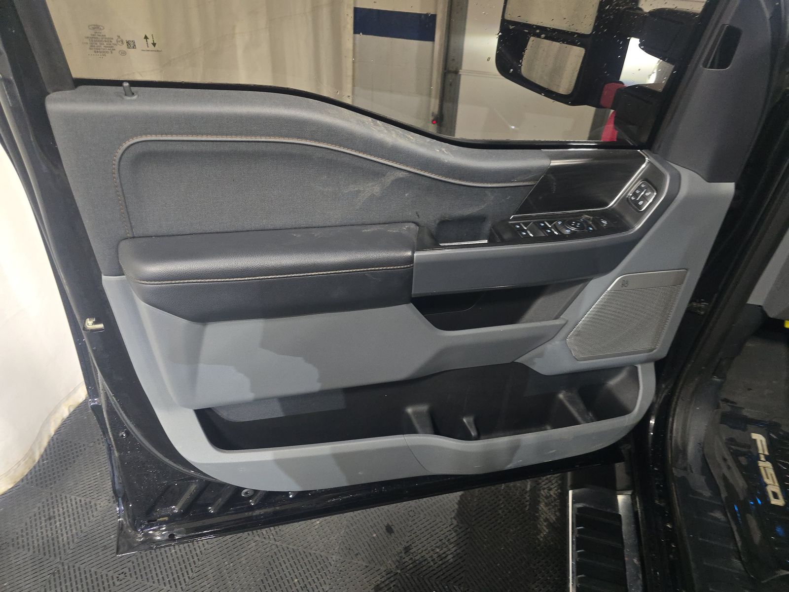 2024 Ford F-150 Hybrid Lariat AWD