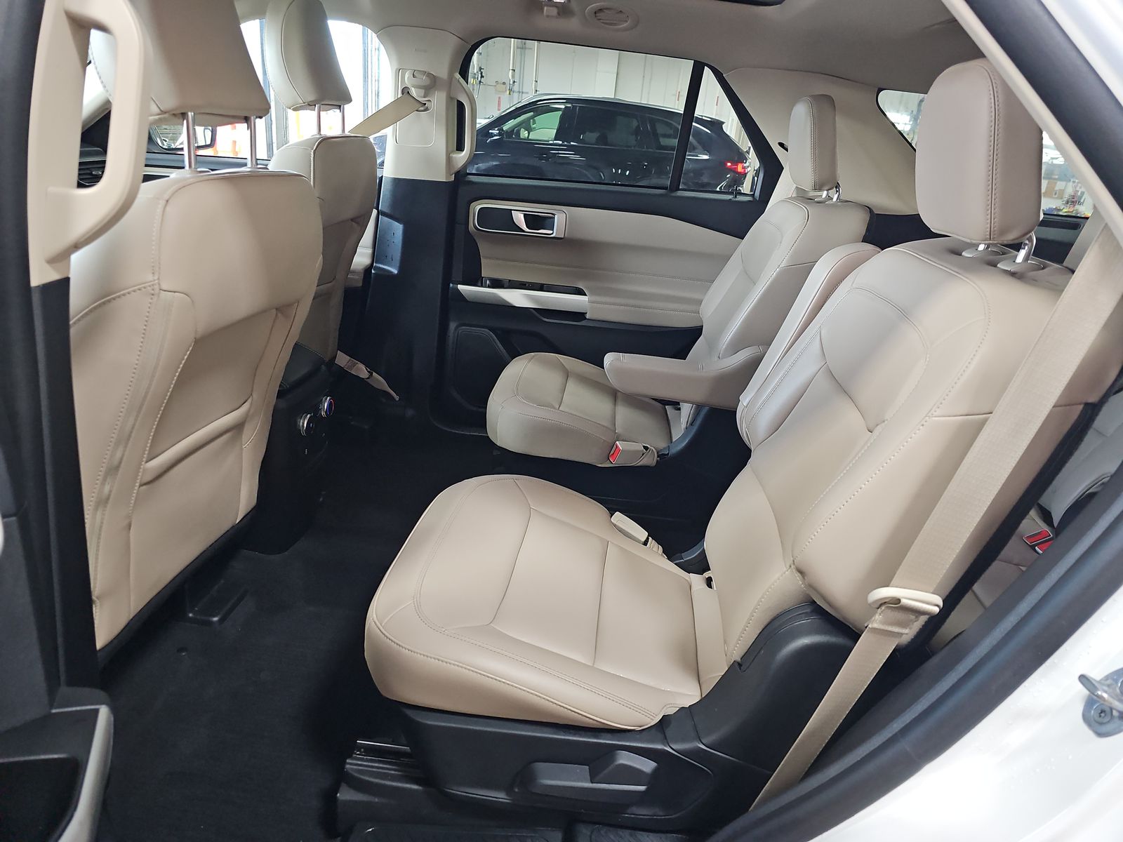 2022 Ford Explorer XLT AWD