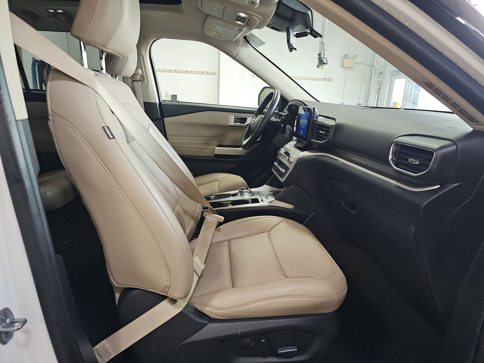 2022 Ford Explorer XLT AWD