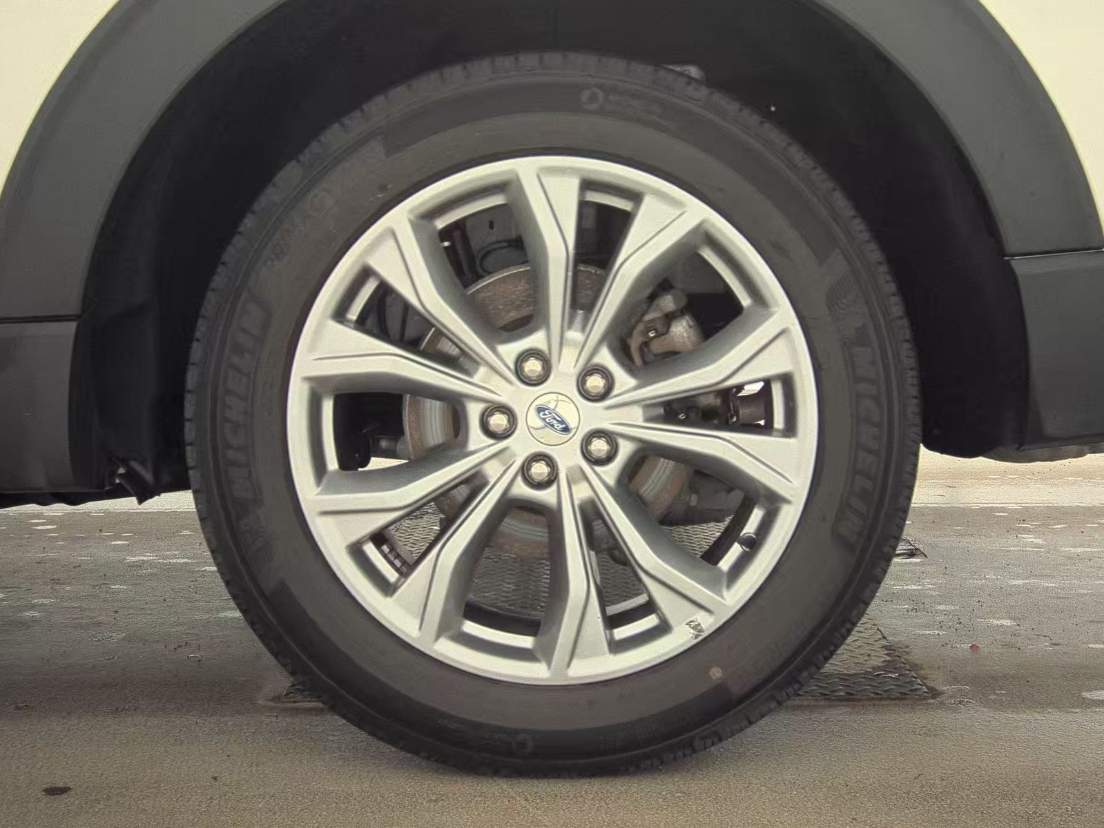 2022 Ford Explorer XLT AWD