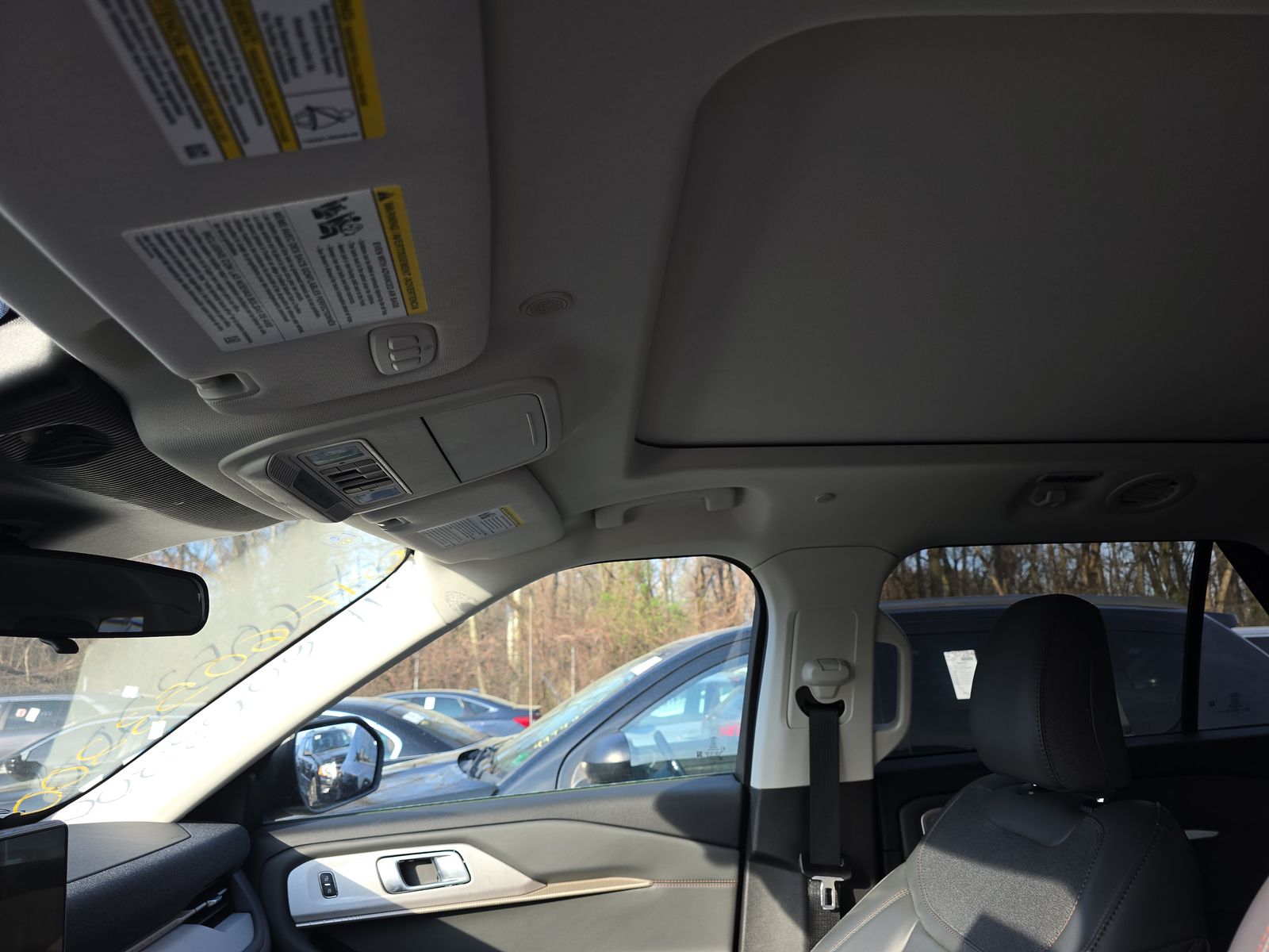 FORD EXPLORER - 10