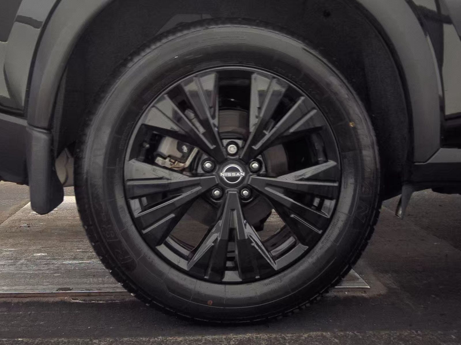 2023 Nissan Rogue SV FWD