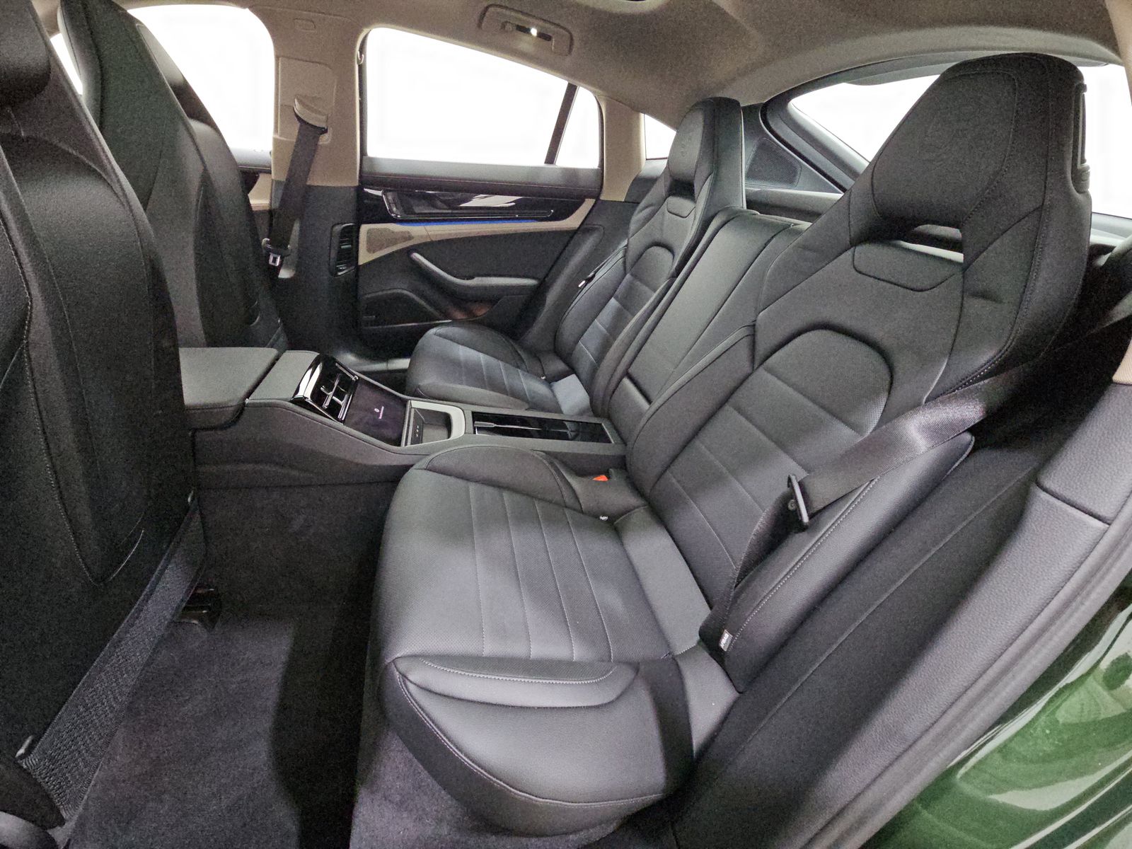 2025 Porsche Panamera Base RWD