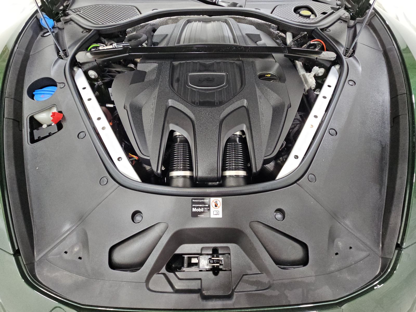 2025 Porsche Panamera Base RWD