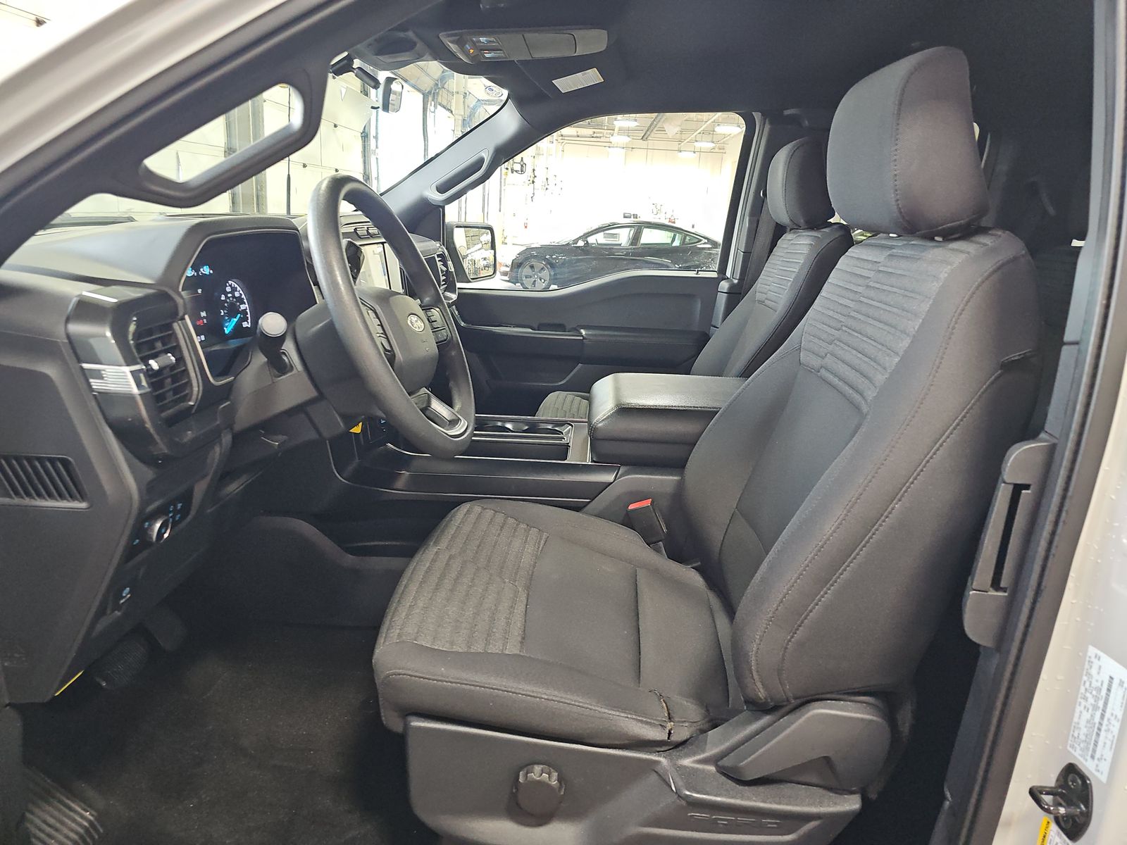 2023 Ford F-150 XL AWD