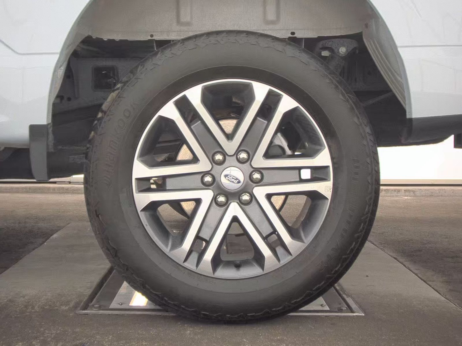 2025 Ford F-150 XLT AWD