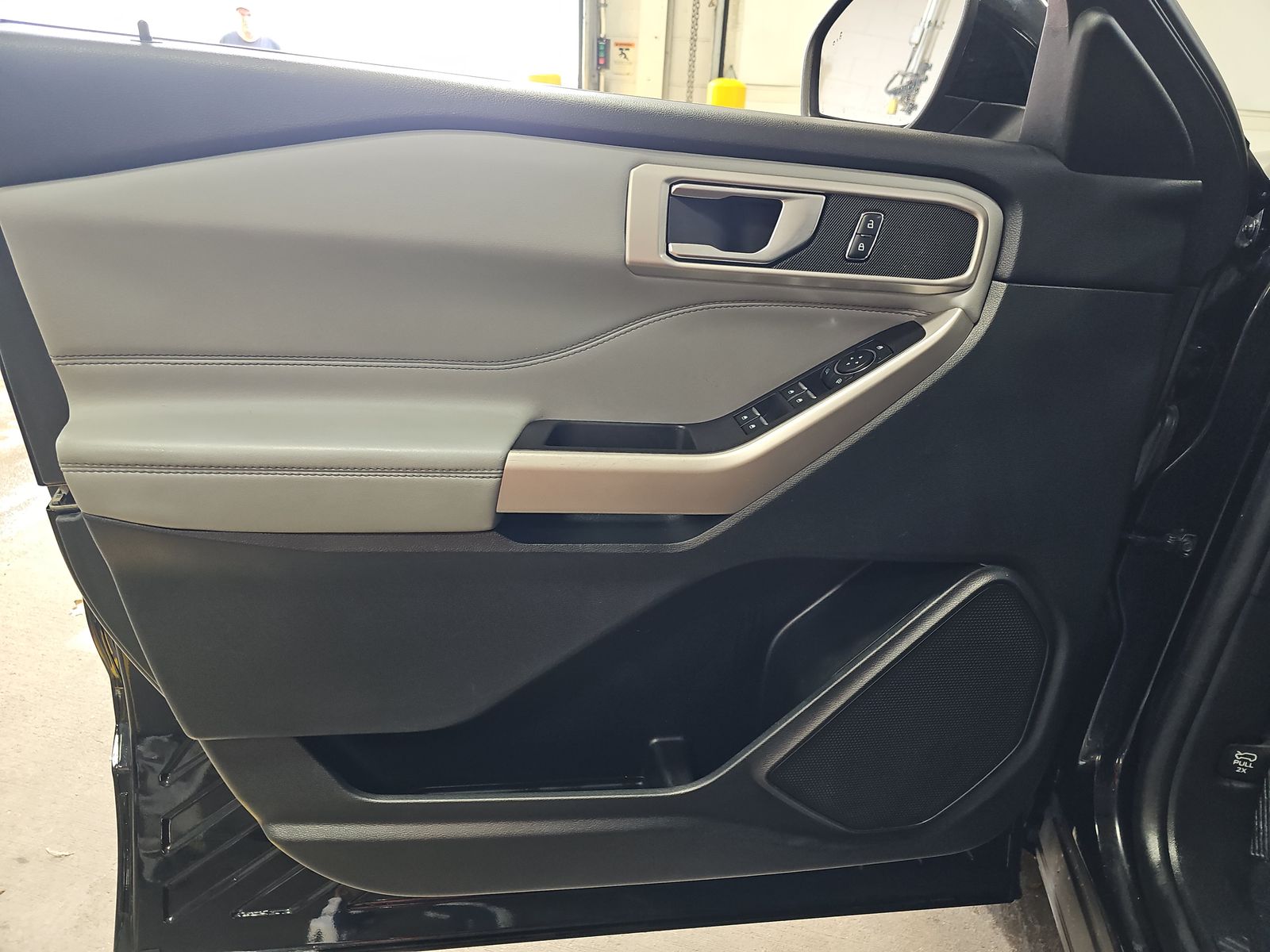 2023 Ford Explorer XLT AWD