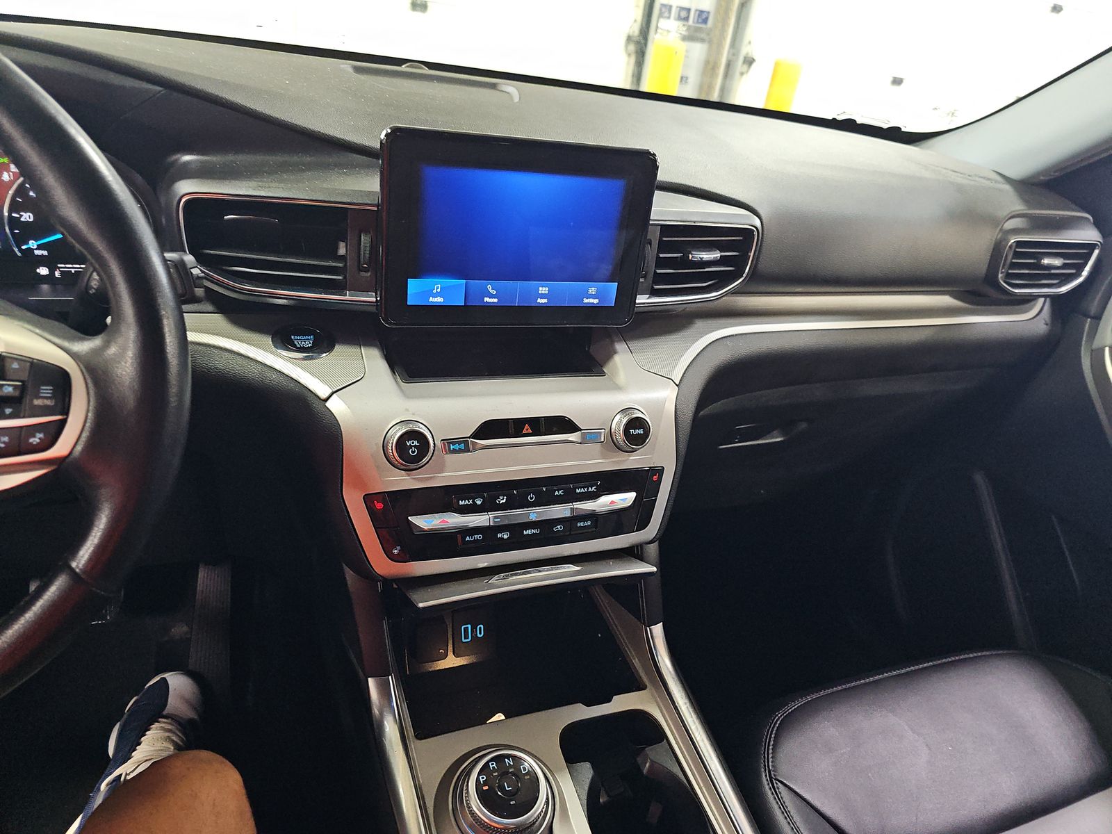 2023 Ford Explorer XLT AWD