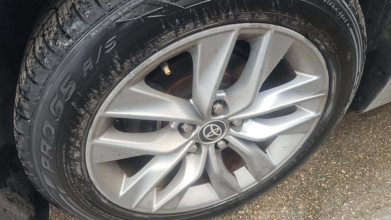 2022 Toyota Avalon XLE FWD