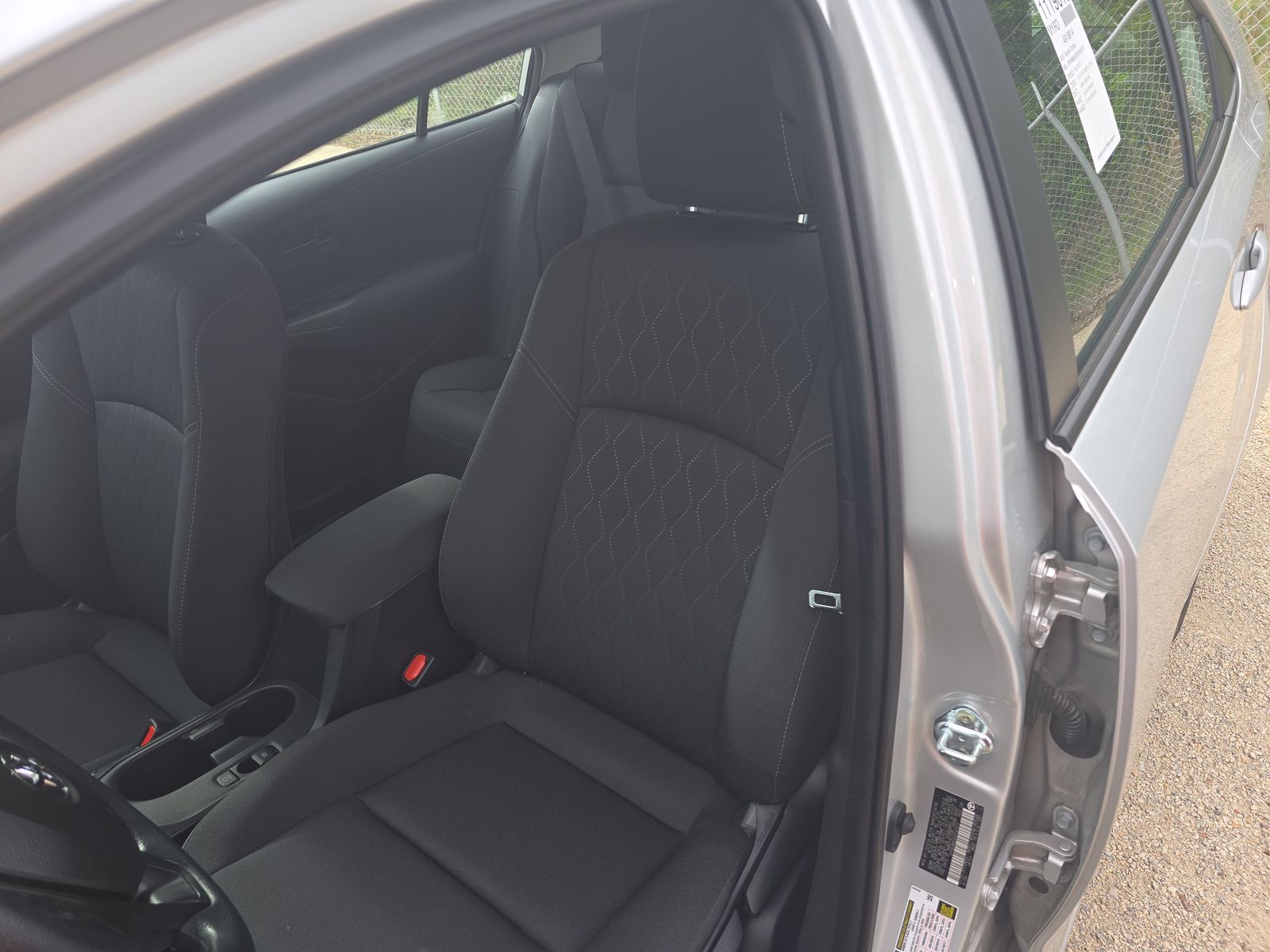 2025 Toyota Corolla LE FWD