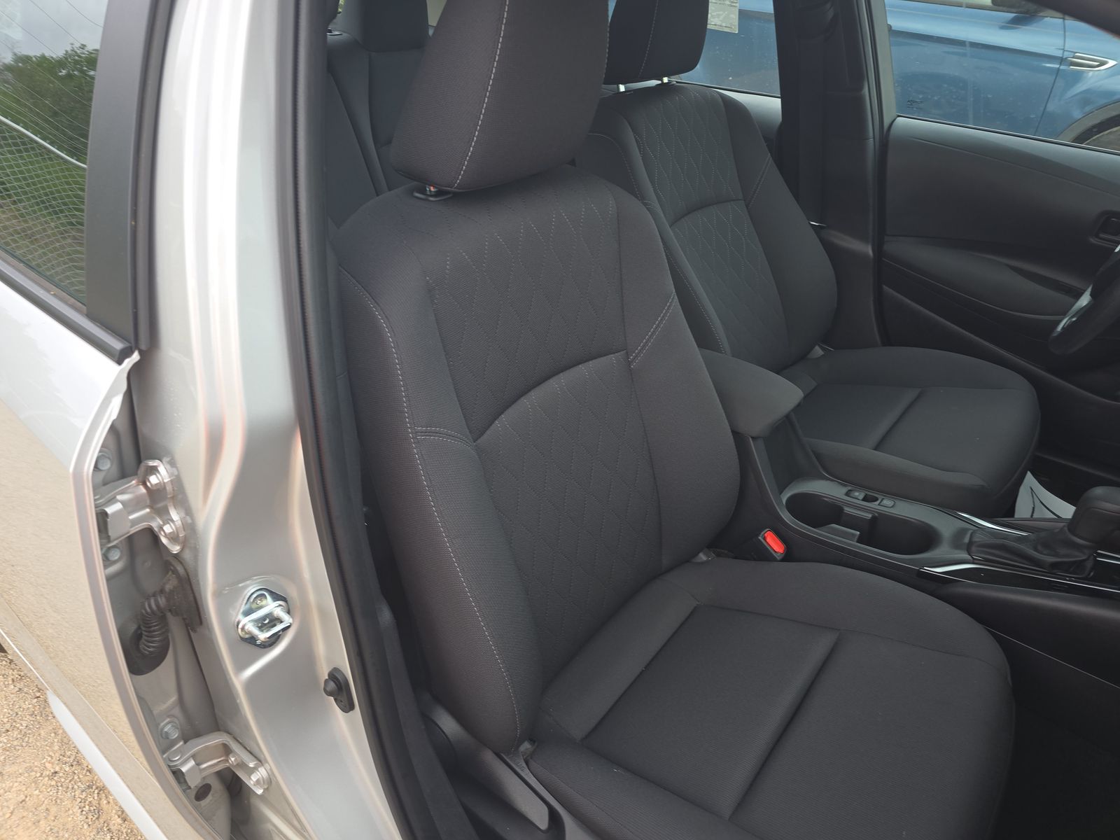 2025 Toyota Corolla LE FWD