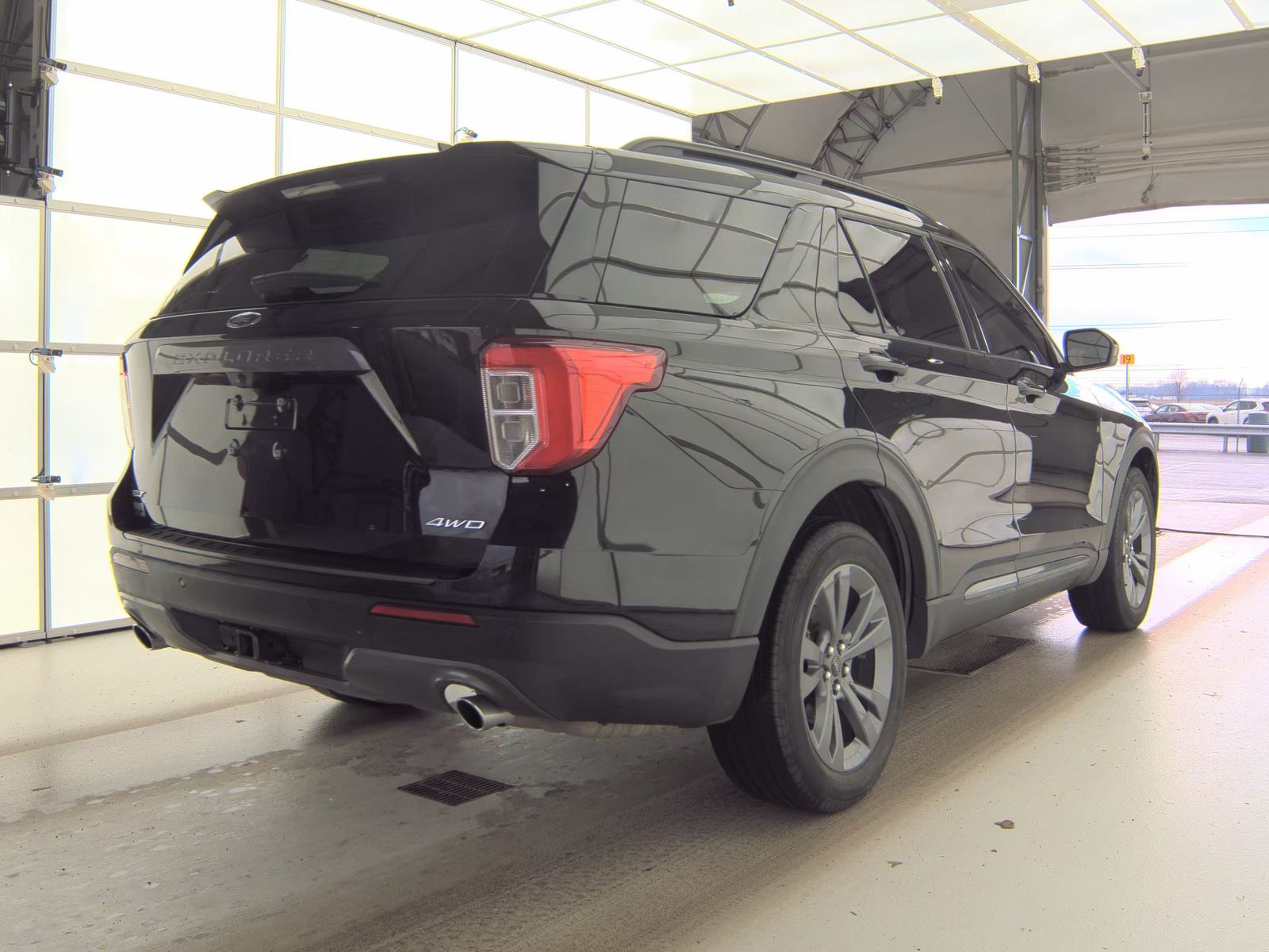 2023 Ford Explorer XLT AWD