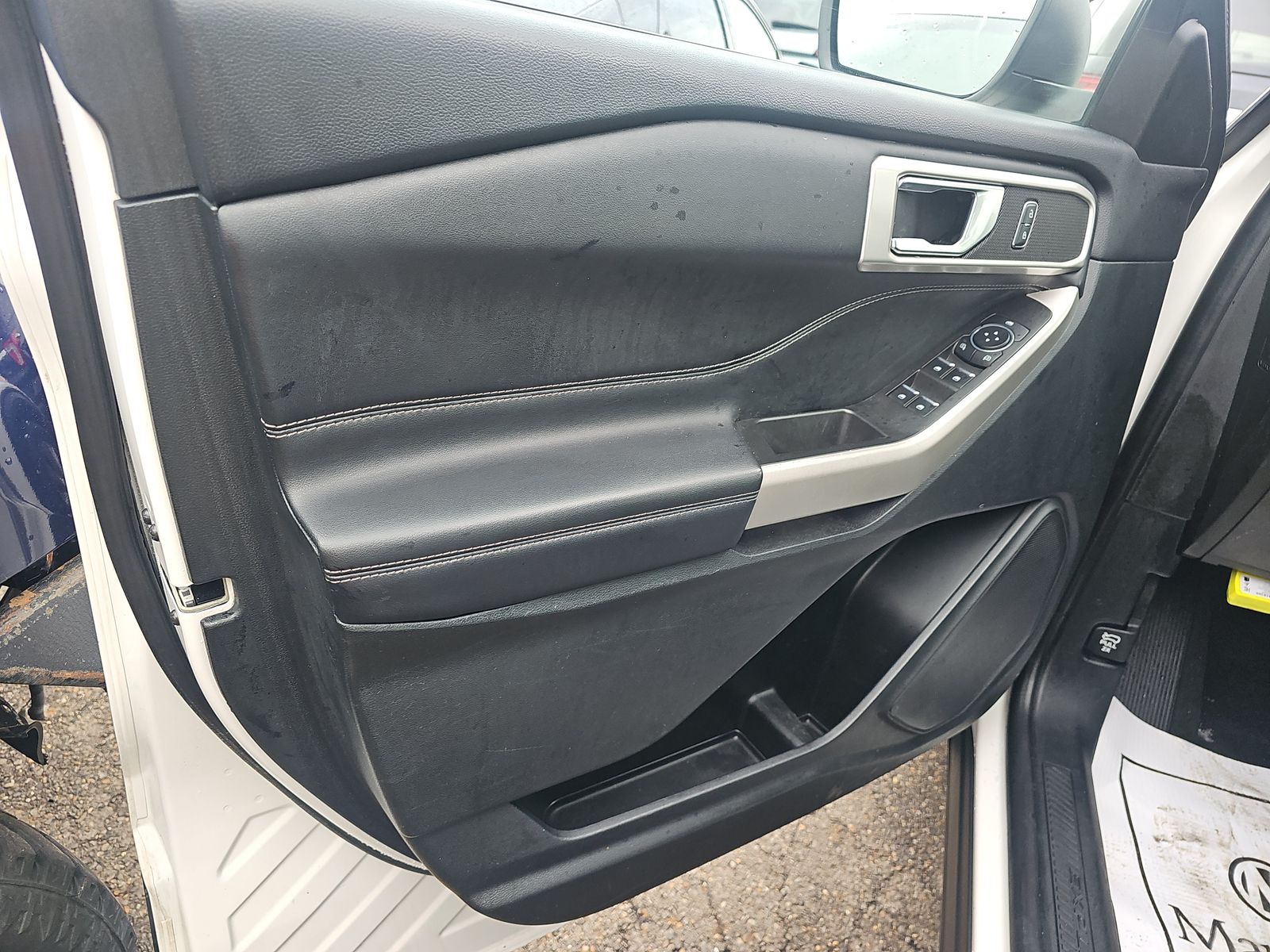 2022 Ford Explorer XLT AWD