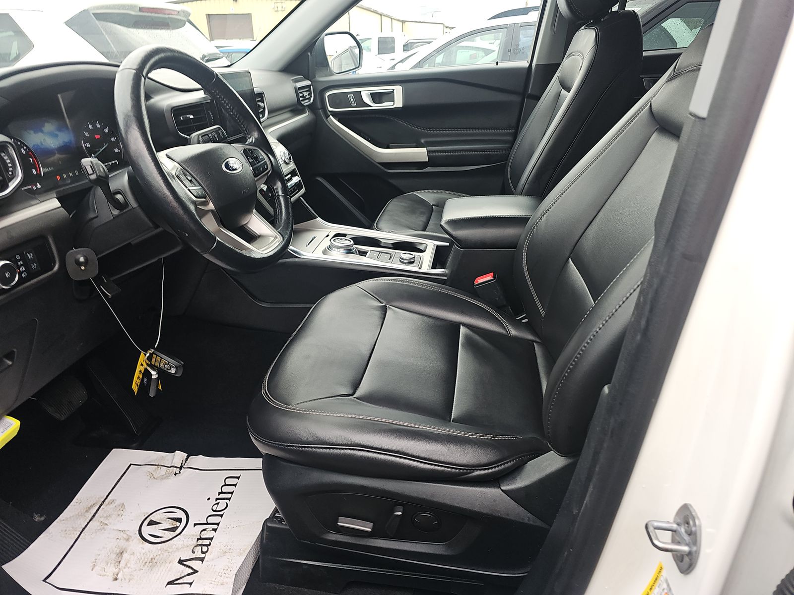 2022 Ford Explorer XLT AWD