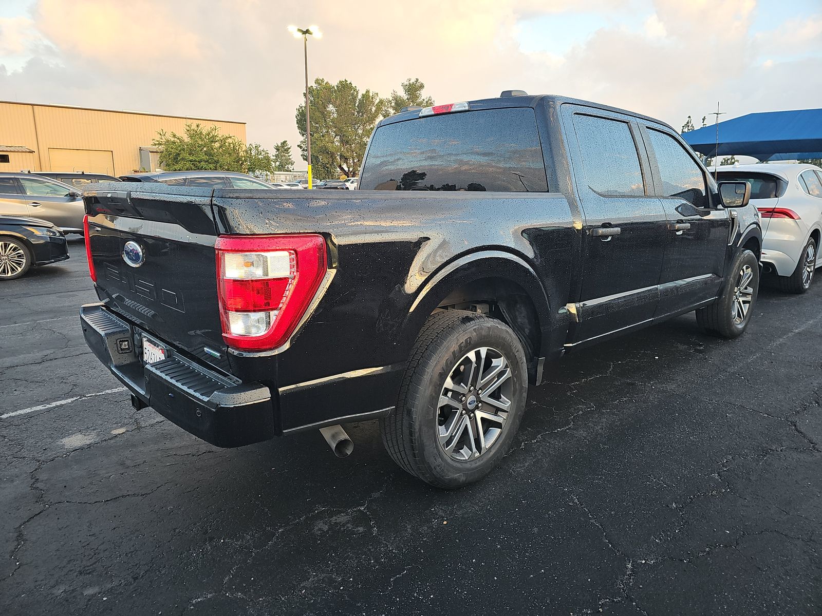 2022 Ford F-150 XL FWD