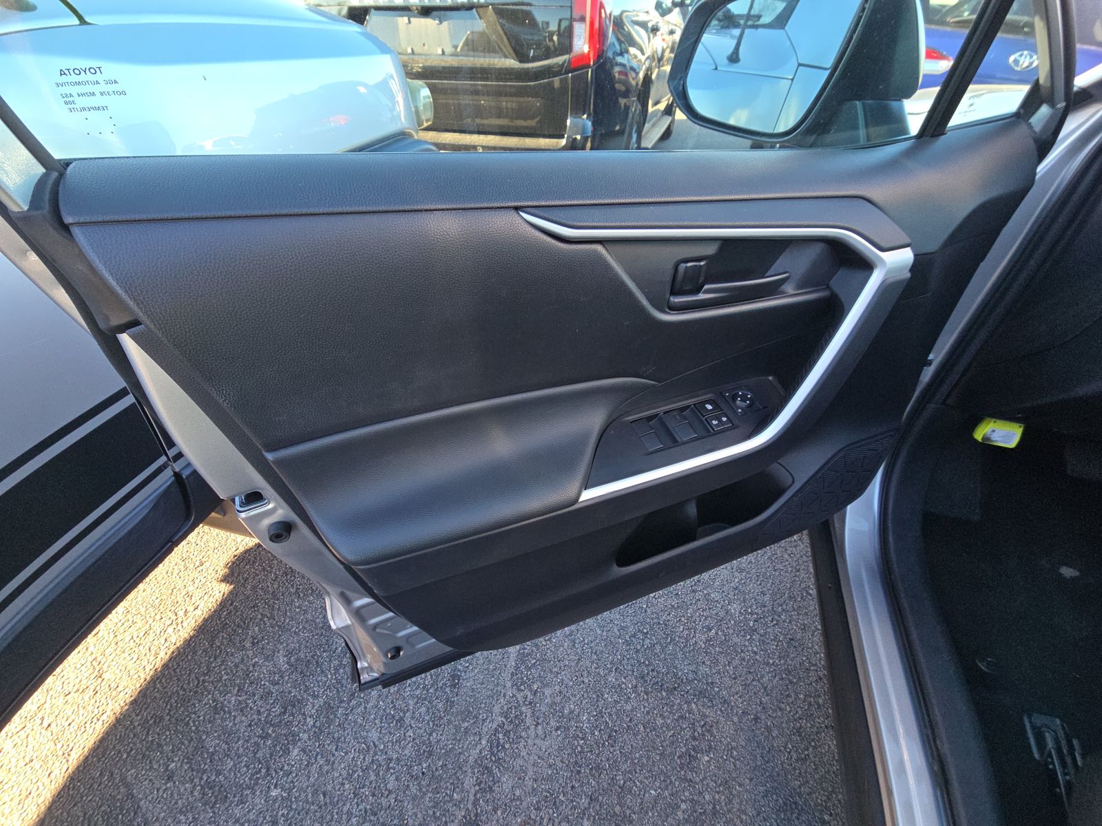 2025 Toyota RAV4 Hybrid LE AWD