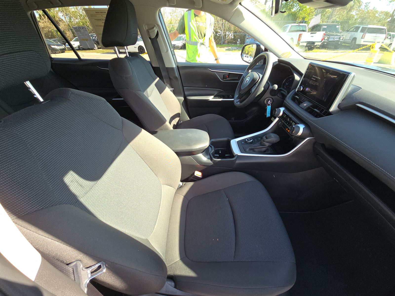 2025 Toyota RAV4 Hybrid LE AWD