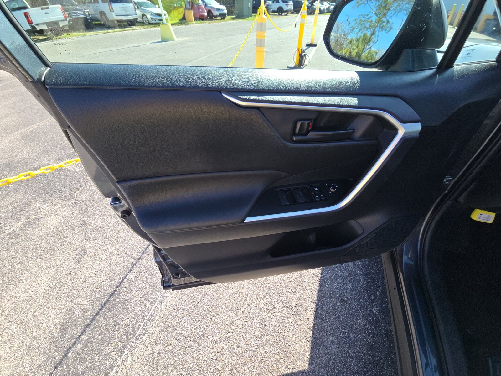 2025 Toyota RAV4 Hybrid LE AWD