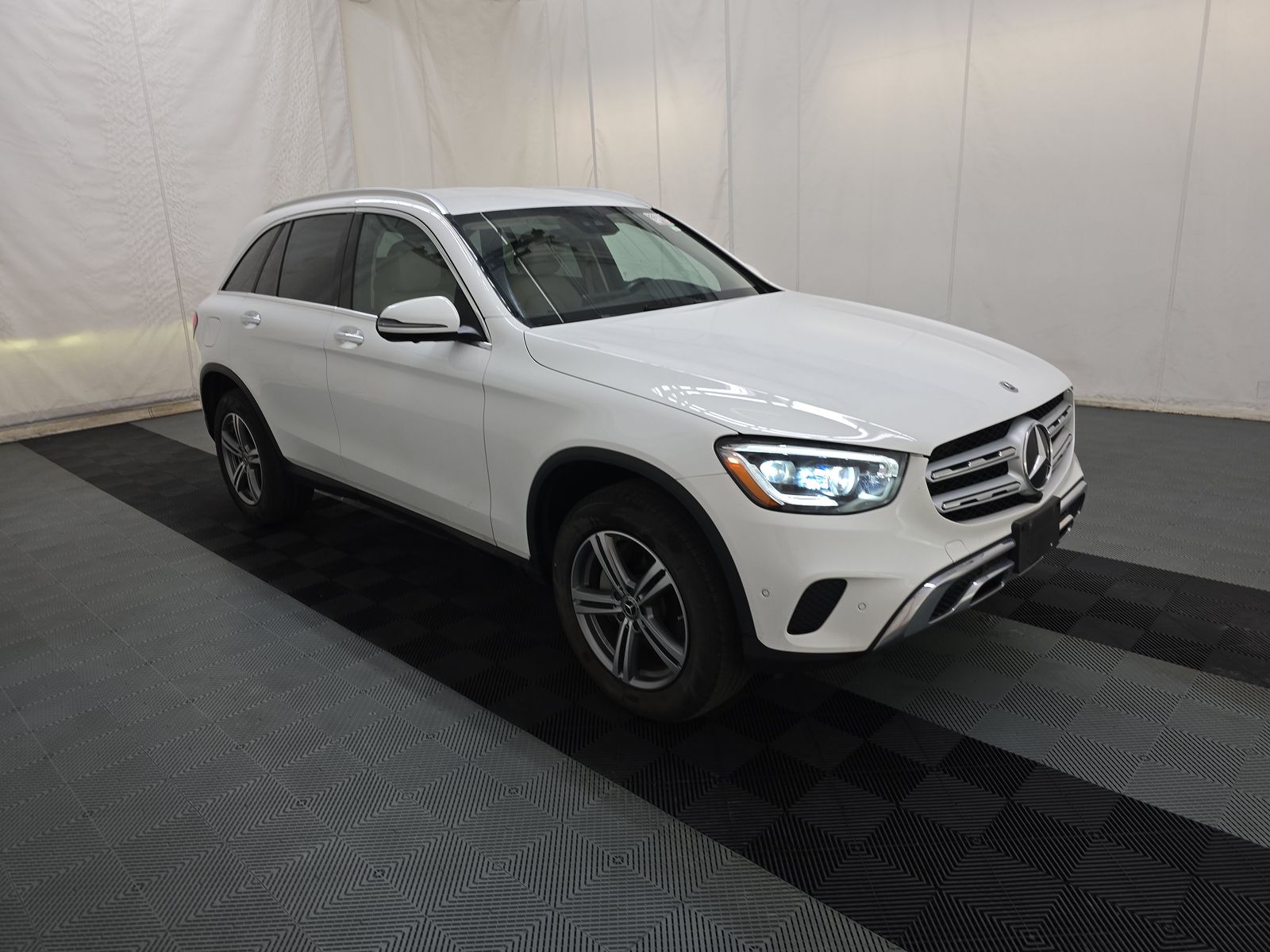 MERCEDES-BENZ GLC-CLASS - 4
