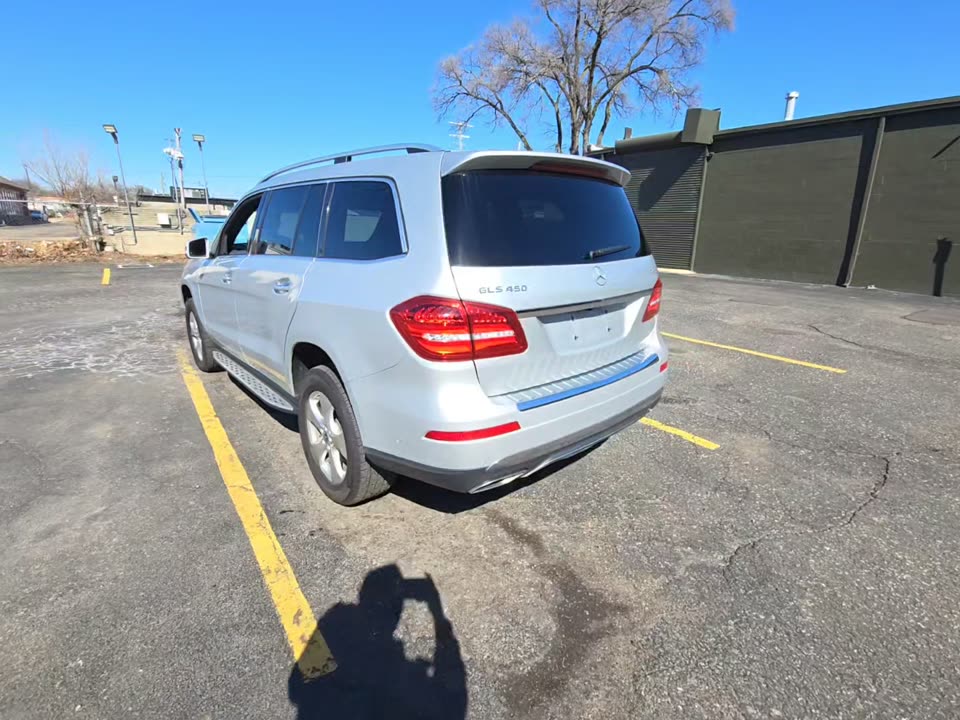 MERCEDES-BENZ GLS - 7