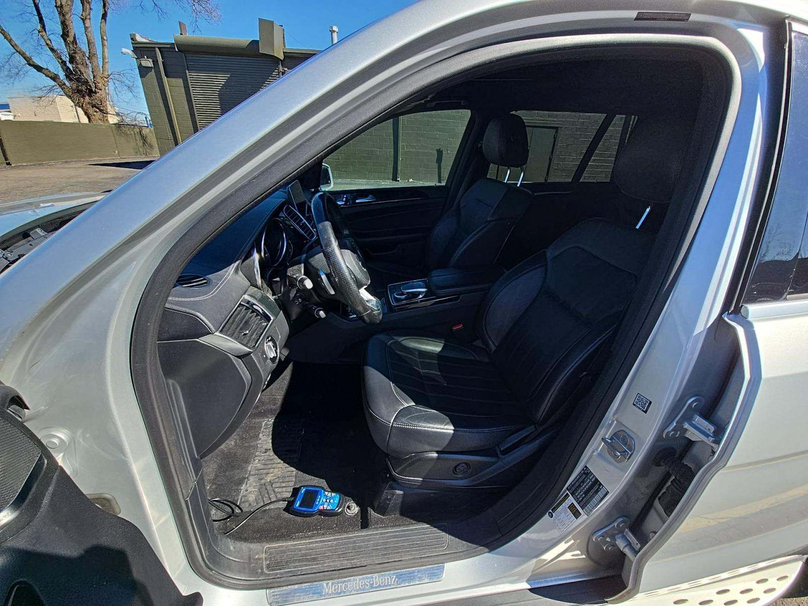 MERCEDES-BENZ GLS - 8